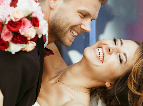 Man marries woman who has straighter teeth thanks to Impressions invisible aligners